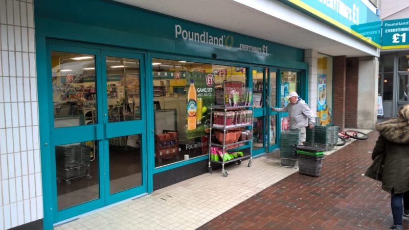 Image of one of DSI's aluminium shop fronts.